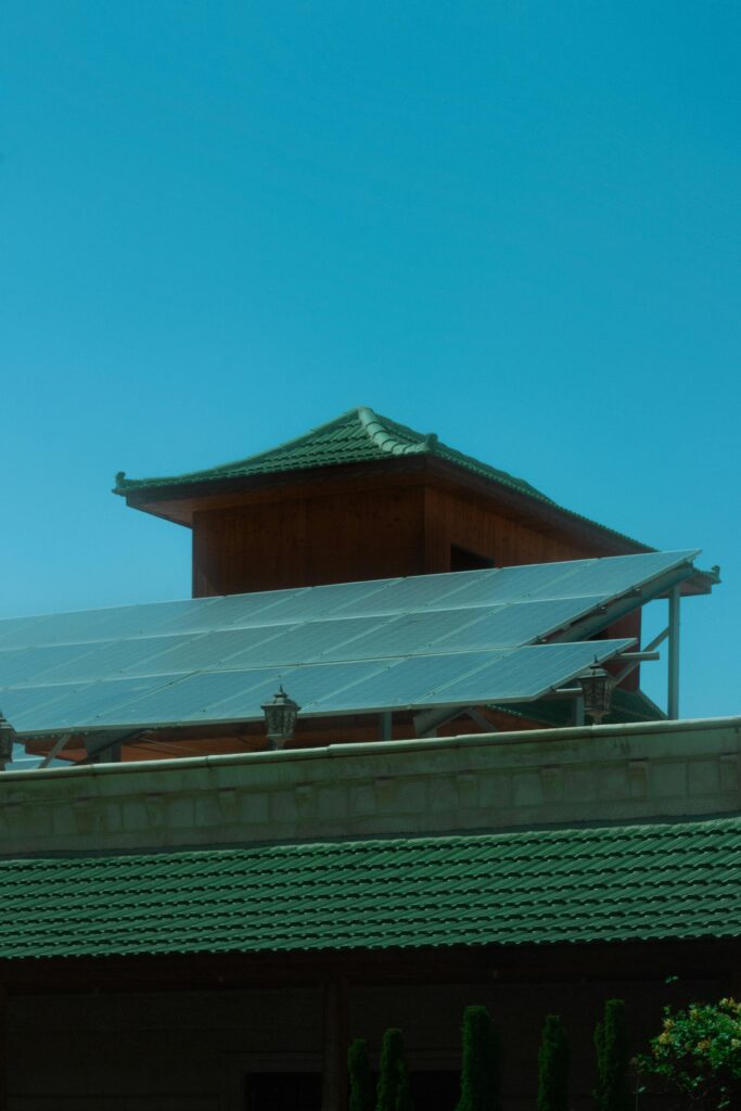 solar-panel-maintenance